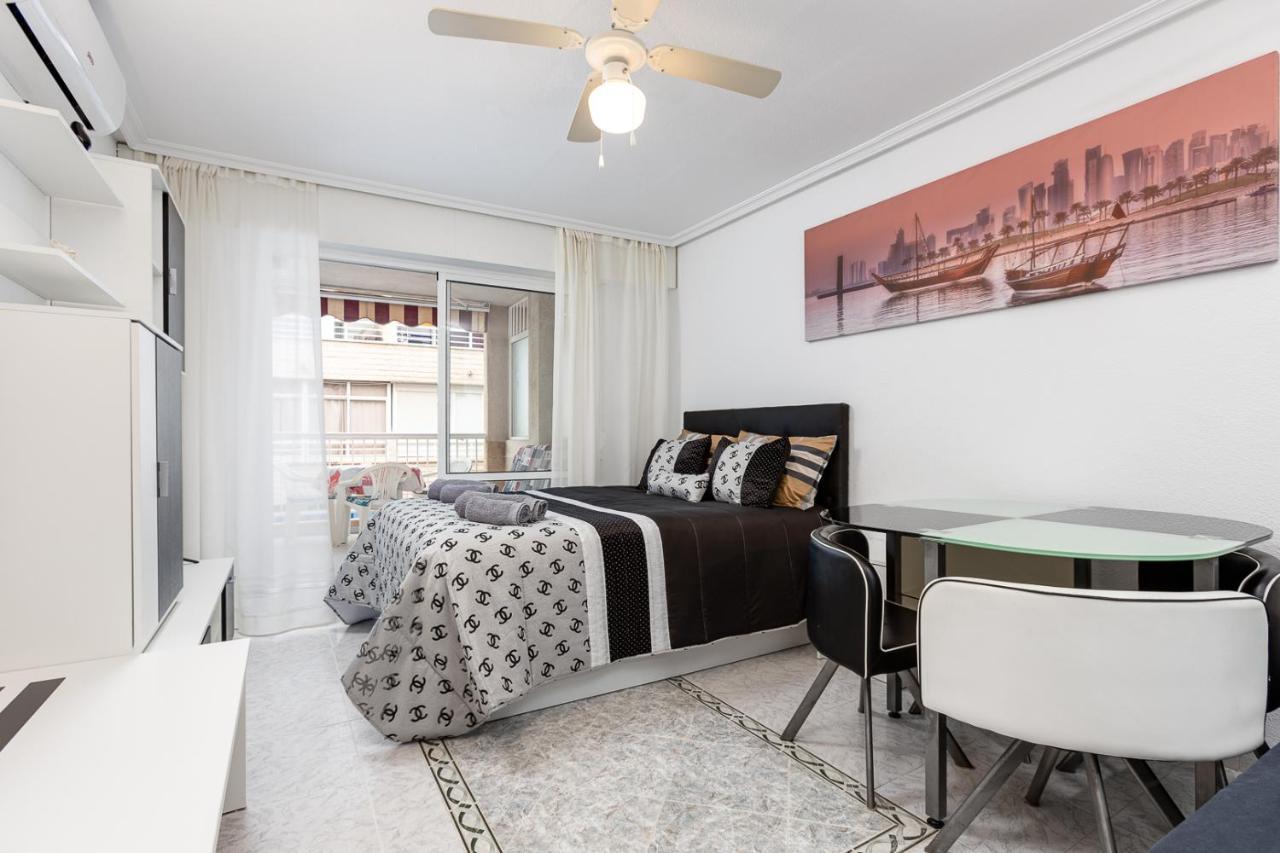 Studio Playa Del Cura ตอร์เรเวียคา ภายนอก รูปภาพ