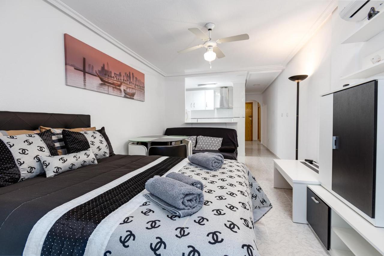 Studio Playa Del Cura ตอร์เรเวียคา ภายนอก รูปภาพ